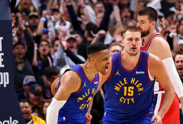 【人物】从背锅侠变赢球功臣！韦少18天上演命运反转