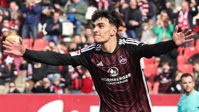 趣体育APP-失去德乙“妖童”乌尊后，德国能保住帕夫洛维奇吗？