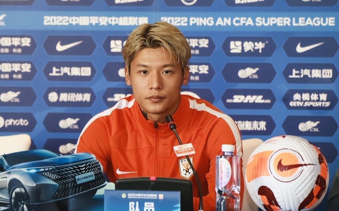 趣体育-鲁能主场踢铜梁龙首发预测！全新中卫搭档亮相，王大雷领衔出战